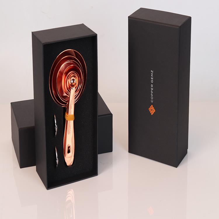 alt Wholesale customer design cardboard luxury  lunch box with spoon and forkc  luxury (4)