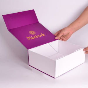 Popular Noble Purple Paper Bronzing Logo Folding Carton