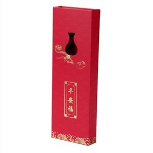 Red Charm Pendants Magnetic Packaging Cardboard Gift Box