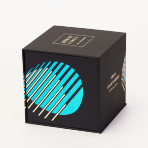 Beautiful And High Quality Luxury Custom Black Magnetic Lid Gift Box Folding Box With Magnetic