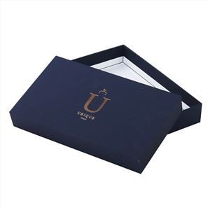 Hot Sale Black Matte Cardboard Paper Lid And Base Box With Gold Stamping Logo