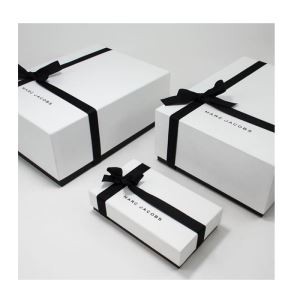 Luxury Custom Logo Printing White Cardboard Gift Packaging Box For Marc Jacobs Perfume