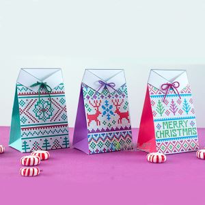 Custom paper Christmas treat holders